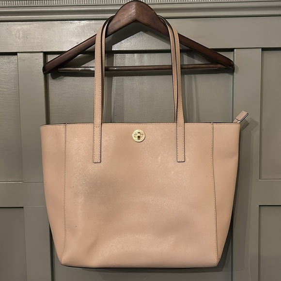 Michael Kors Rivington Large Tote Bag Purse Laptop Bag Light Tan Turnlock - Picture 1 of 11